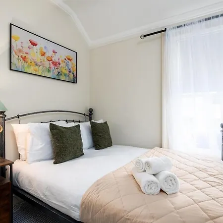 Lägenhet 3 Bed In Phibsborough-12 Min Walk To The Spire *