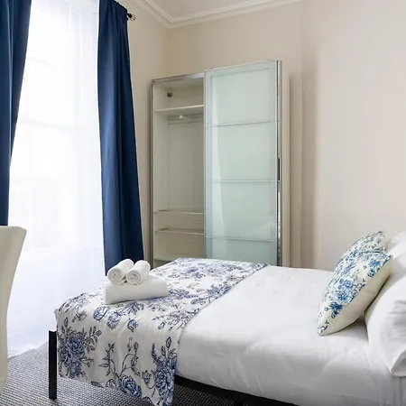 3 Bed In Phibsborough-12 Min Walk To The Spire * Dublin